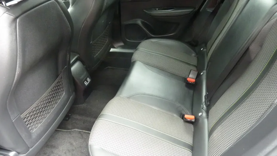 PEUGEOT 2008 -