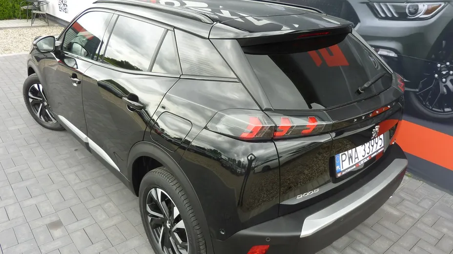 PEUGEOT 2008 -