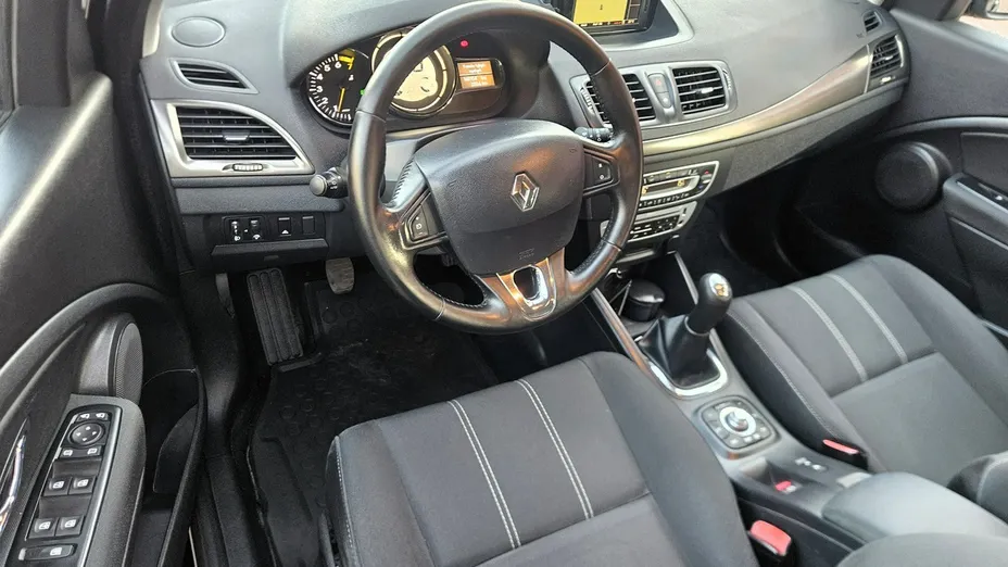 RENAULT Megane -