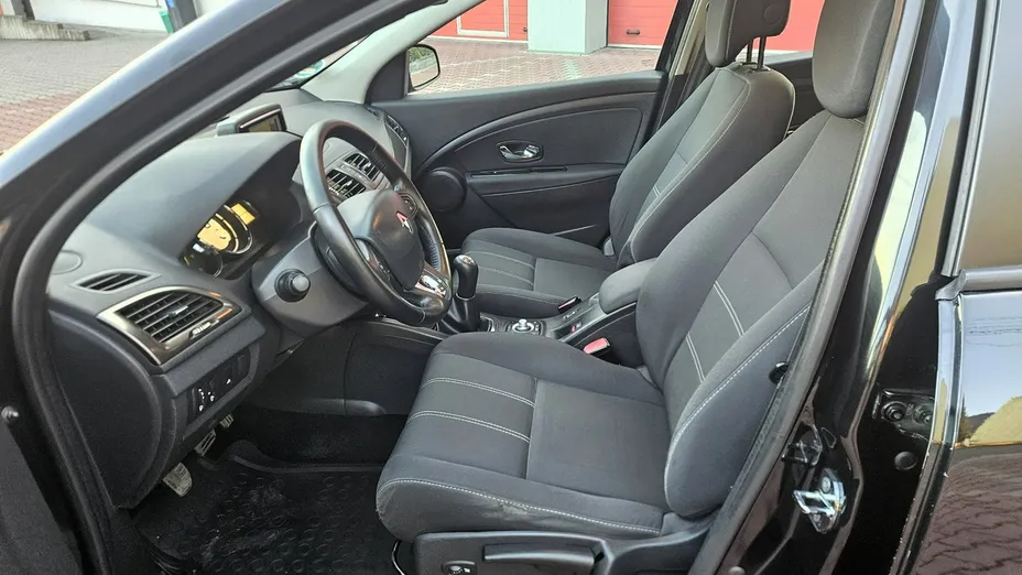 RENAULT Megane -