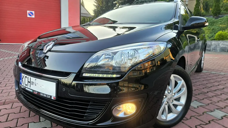 RENAULT Megane -