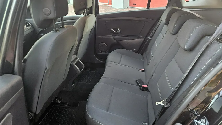 RENAULT Megane -