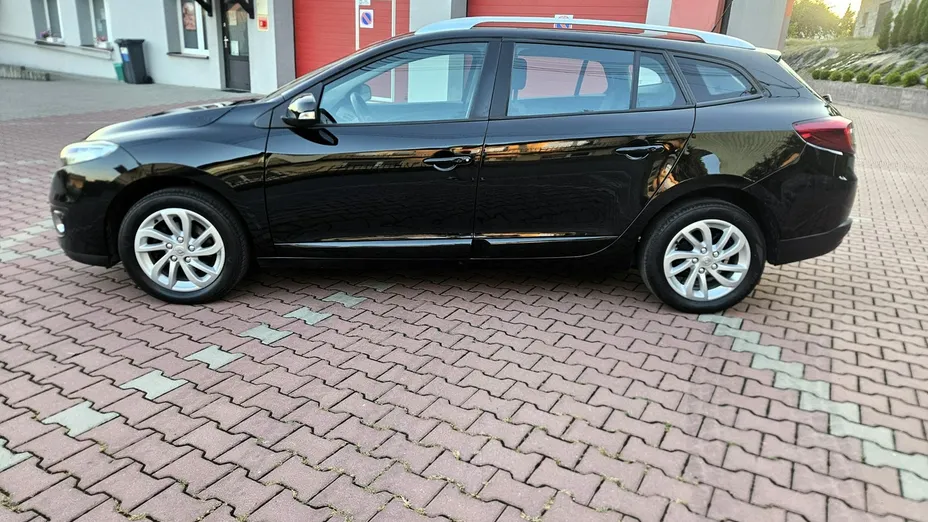 RENAULT Megane -