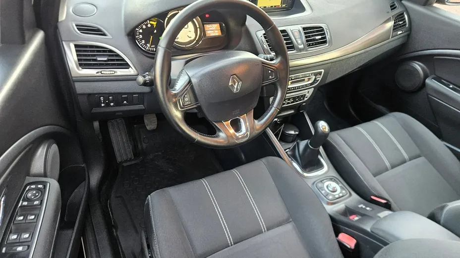 RENAULT Megane -