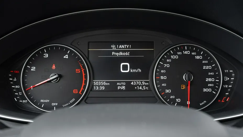 AUDI Q5 -