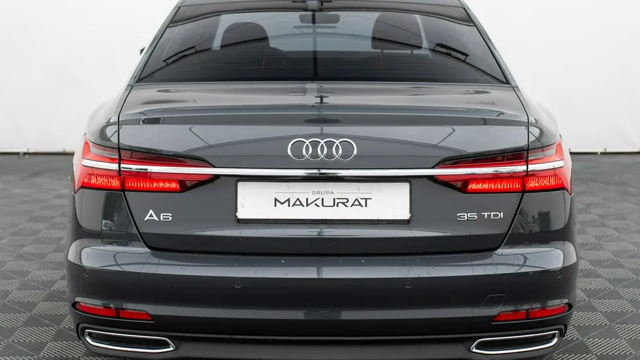 AUDI A6 -