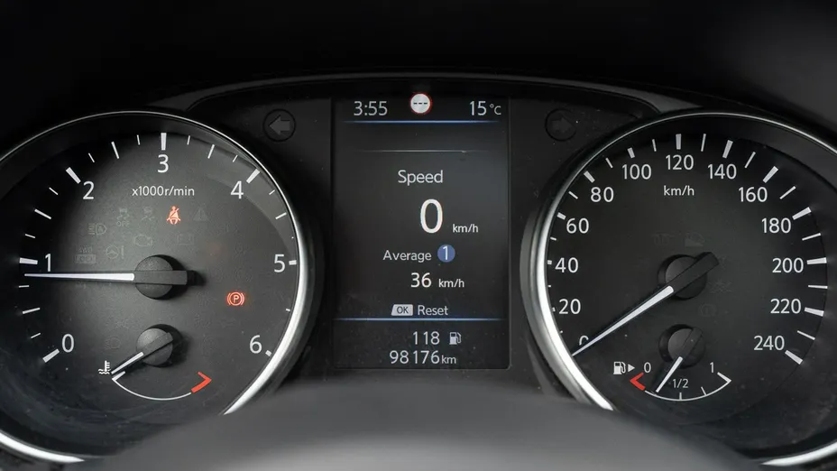 NISSAN Qashqai -