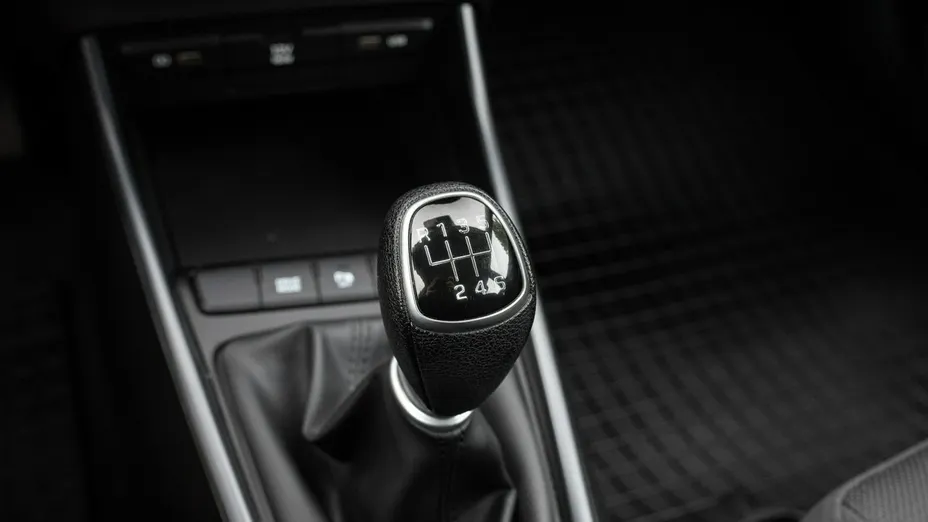 HYUNDAI i20 -