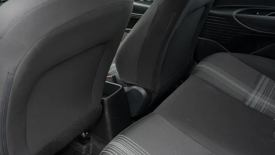 HYUNDAI i20 -