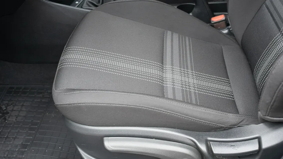 HYUNDAI i20 -