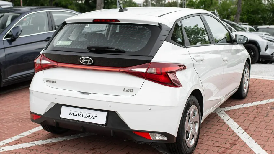 HYUNDAI i20 -