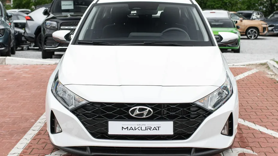 HYUNDAI i20 -