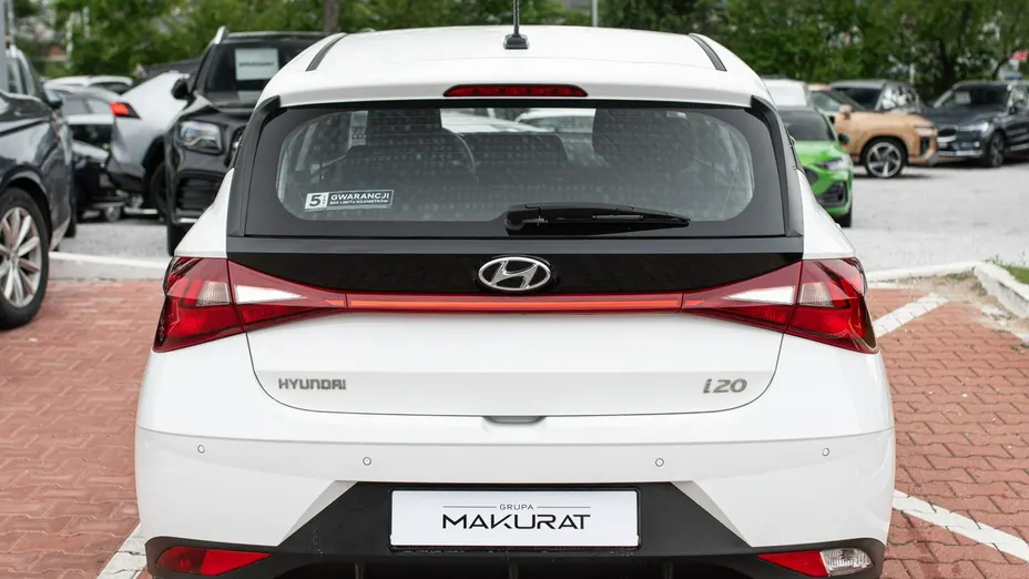HYUNDAI i20 -