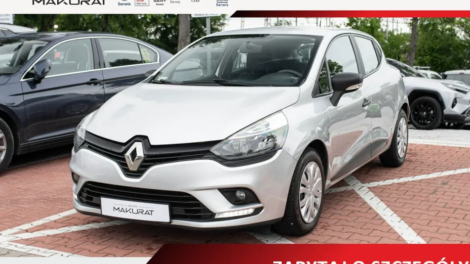 RENAULT Clio -