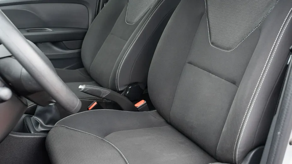 RENAULT Clio -