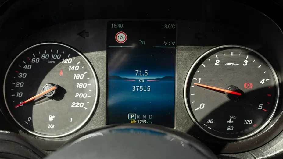 MERCEDES-BENZ T klasa -