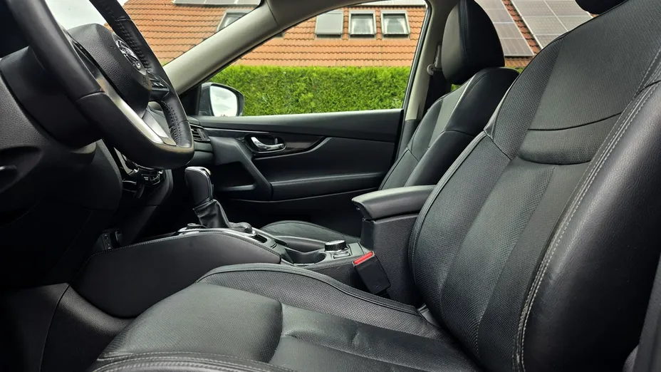 NISSAN X-Trail -