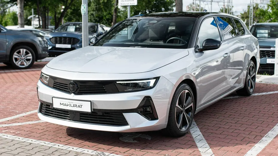 OPEL Astra -