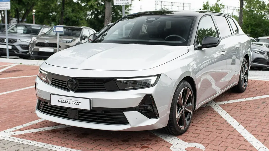 OPEL Astra -