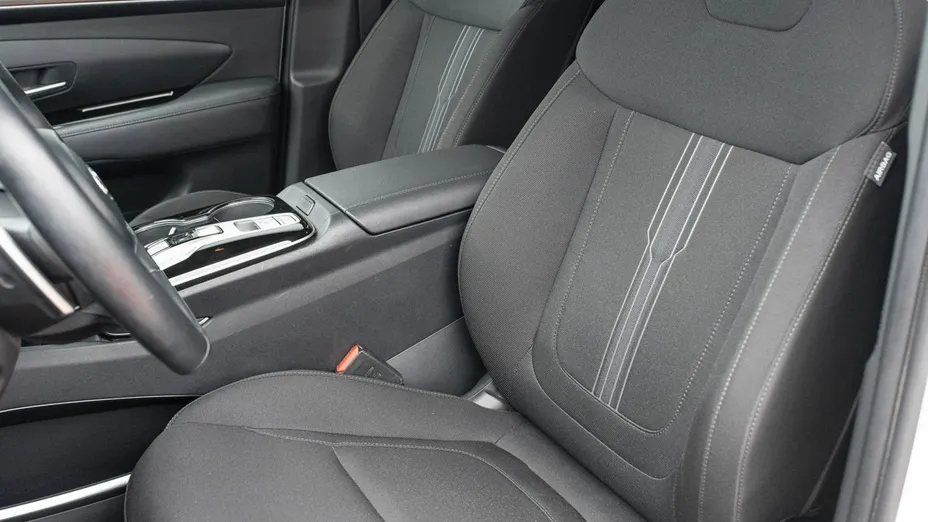 HYUNDAI Tucson -