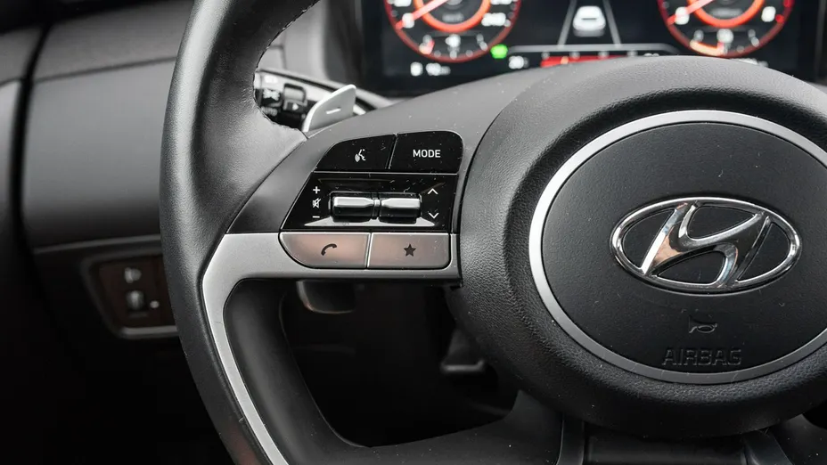 HYUNDAI Tucson -