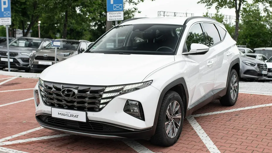HYUNDAI Tucson -