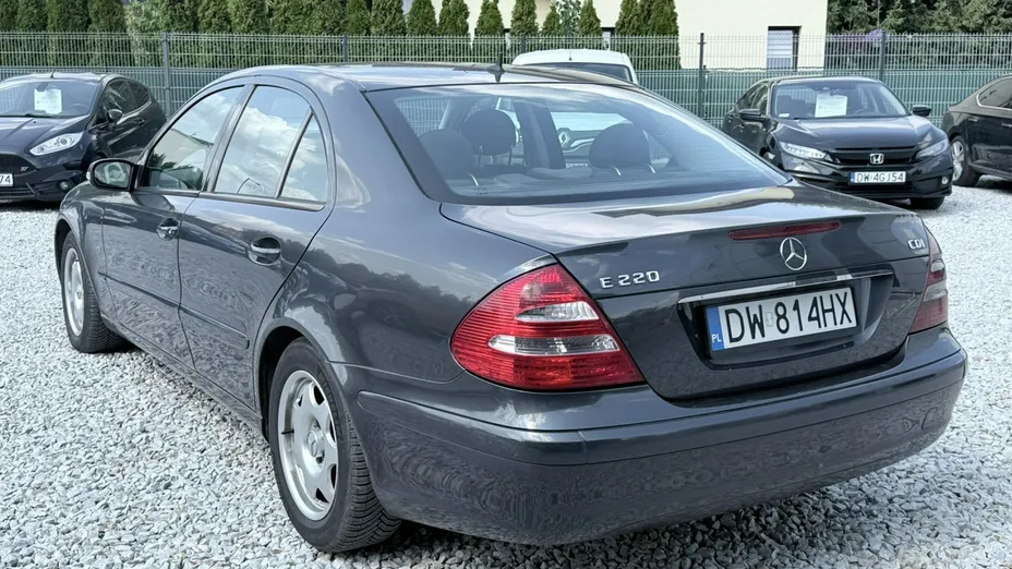 MERCEDES-BENZ E Klasa -
