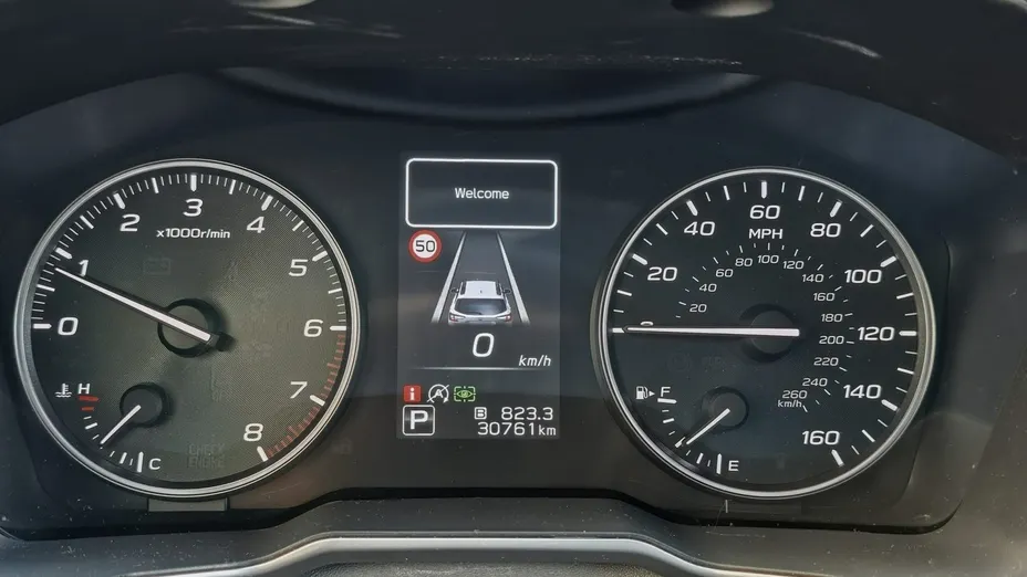 SUBARU Outback -