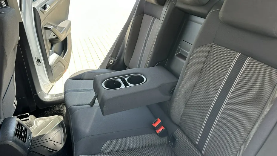 VOLKSWAGEN T-ROC -