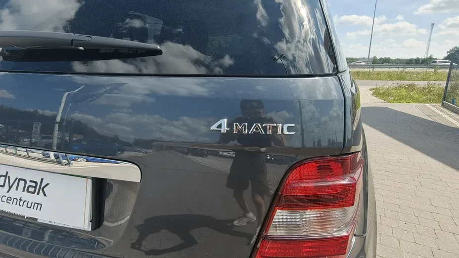 MERCEDES-BENZ ML -