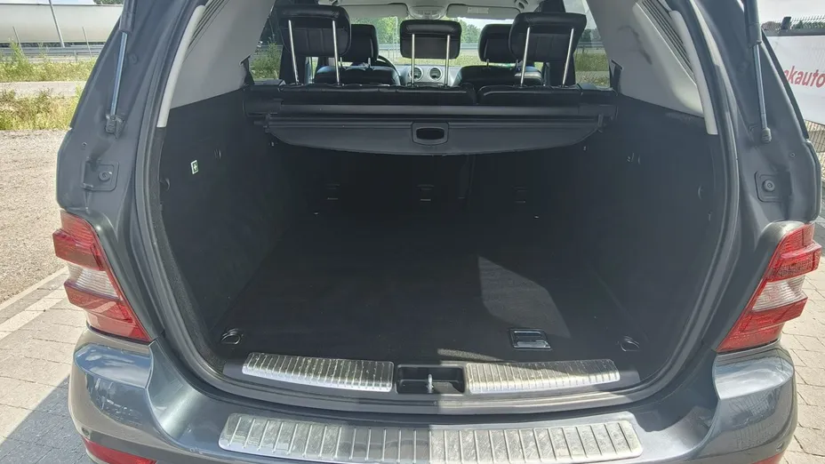 MERCEDES-BENZ ML -