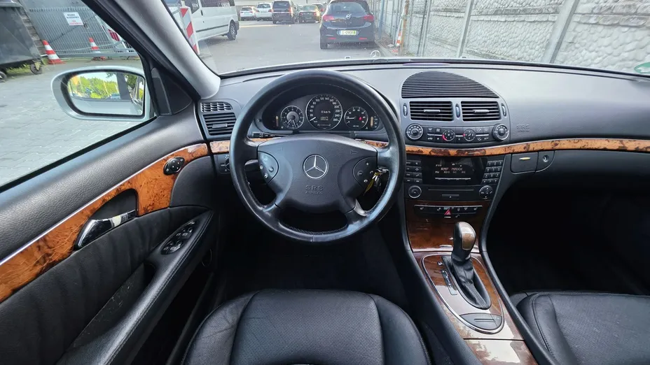 MERCEDES-BENZ E Klasa -