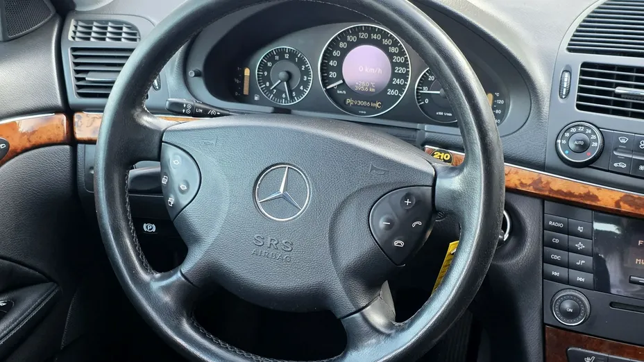 MERCEDES-BENZ E Klasa -