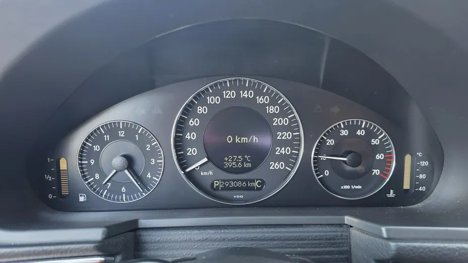 MERCEDES-BENZ E Klasa -