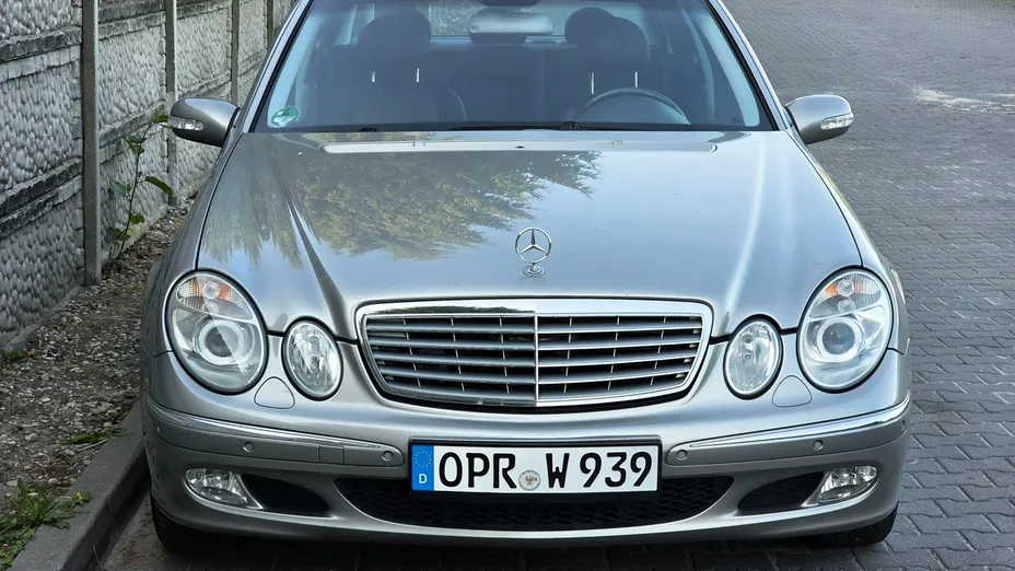 MERCEDES-BENZ E Klasa -
