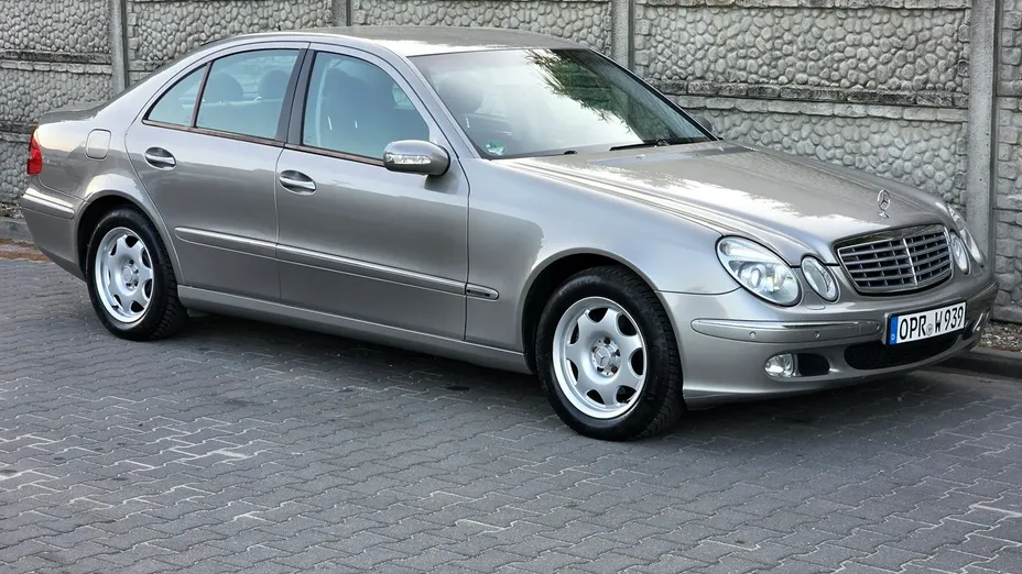 MERCEDES-BENZ E Klasa -