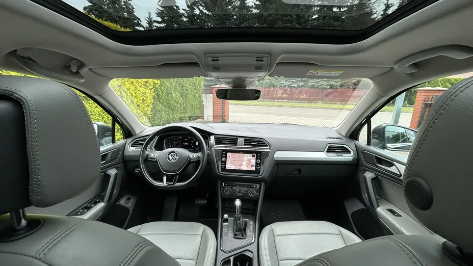VOLKSWAGEN Tiguan -