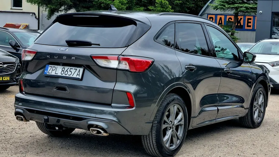 FORD Kuga -