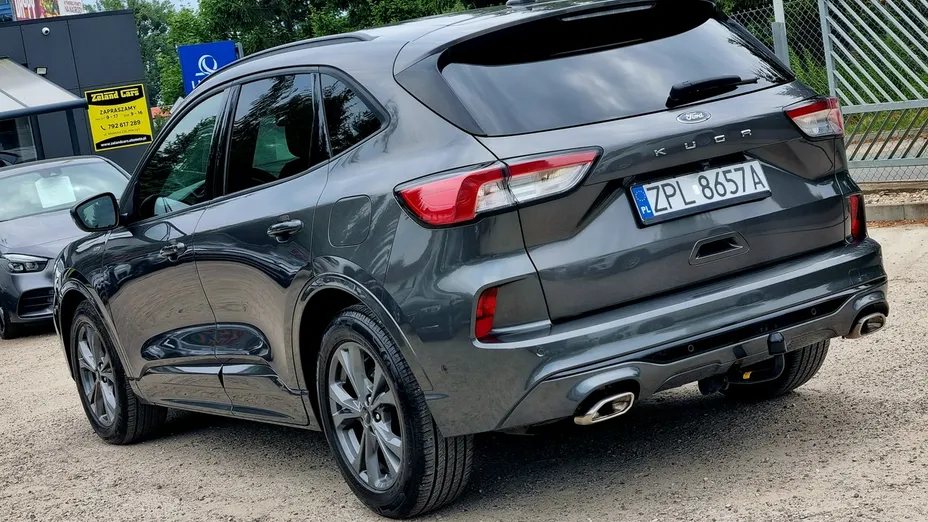 FORD Kuga -
