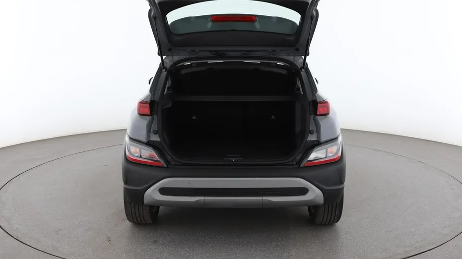 HYUNDAI Kona -