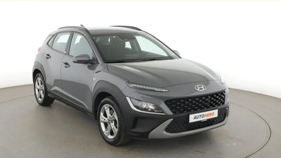 HYUNDAI Kona -
