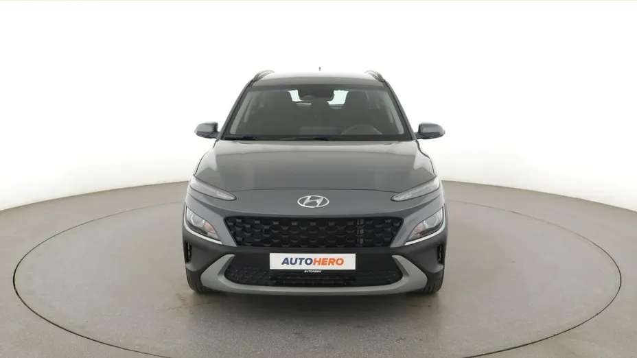 HYUNDAI Kona -