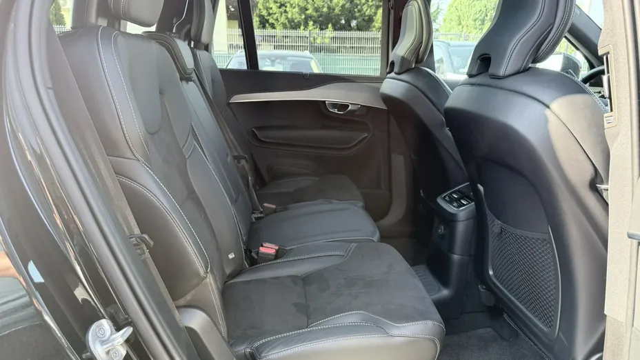 VOLVO XC90 -