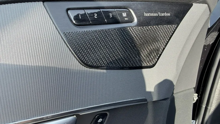 VOLVO XC90 -