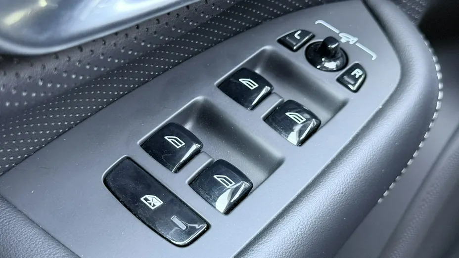 VOLVO XC90 -