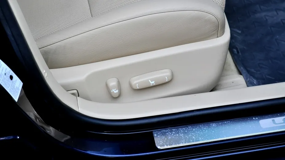 LEXUS GS -