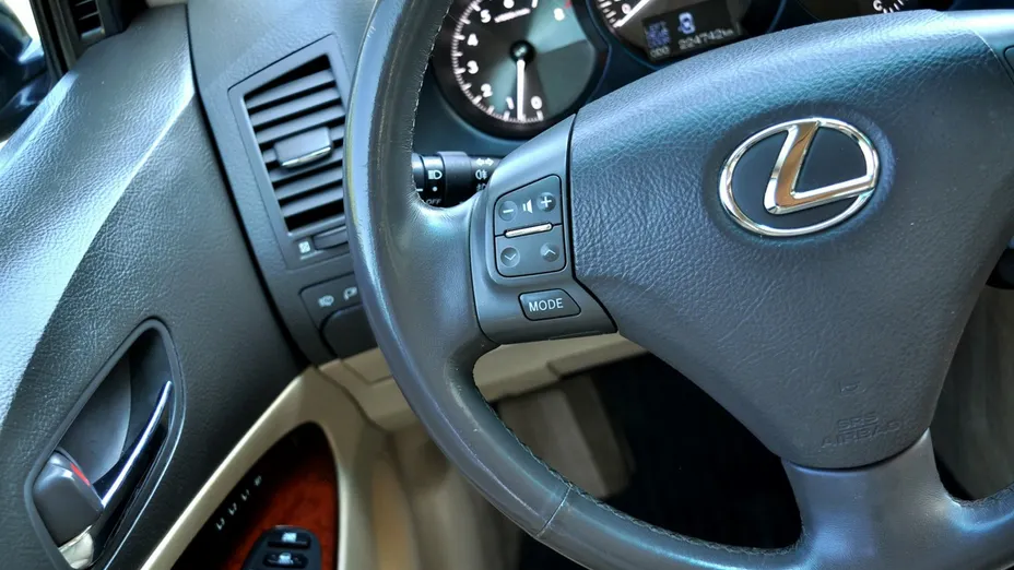 LEXUS GS -