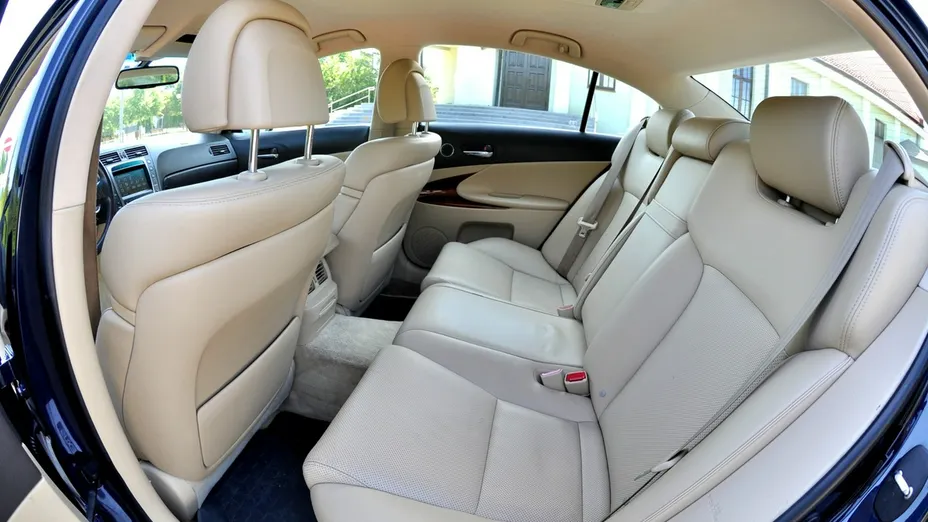 LEXUS GS -