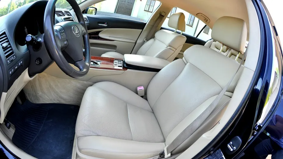 LEXUS GS -