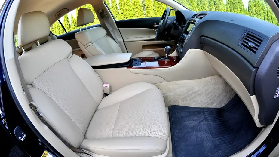 LEXUS GS -